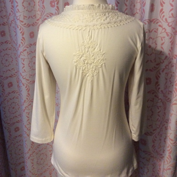 Beautiful knit  summer top - Picture 3 of 3